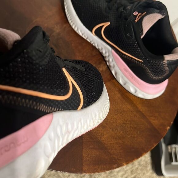 🔥 NIKE RENEW Women's Running Shoes Sz 6.5 - Black/Pink/Peach - Good Condition - Picture 12 of 13
